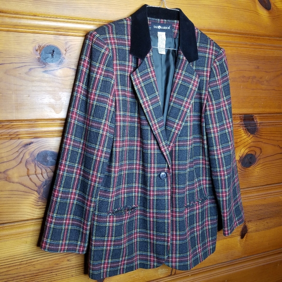 Vintage Jackets & Blazers - Vintage Sag Harbor Tartan Plaid Holiday 12 Blazer